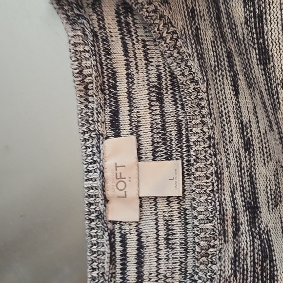 Sweater - Picture 2 of 4